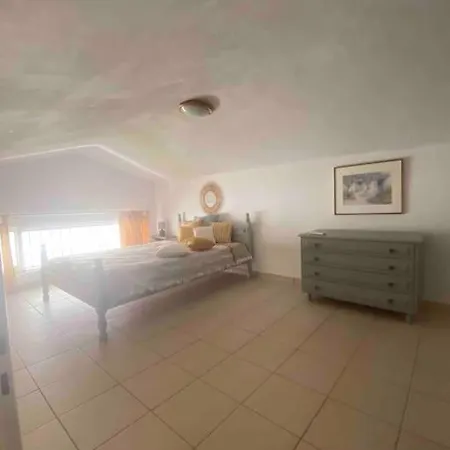 Seaside Villa *
